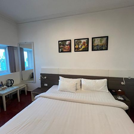 A25 Hotel - 19 Bui Thi Xuan ホーチミン市 エクステリア 写真