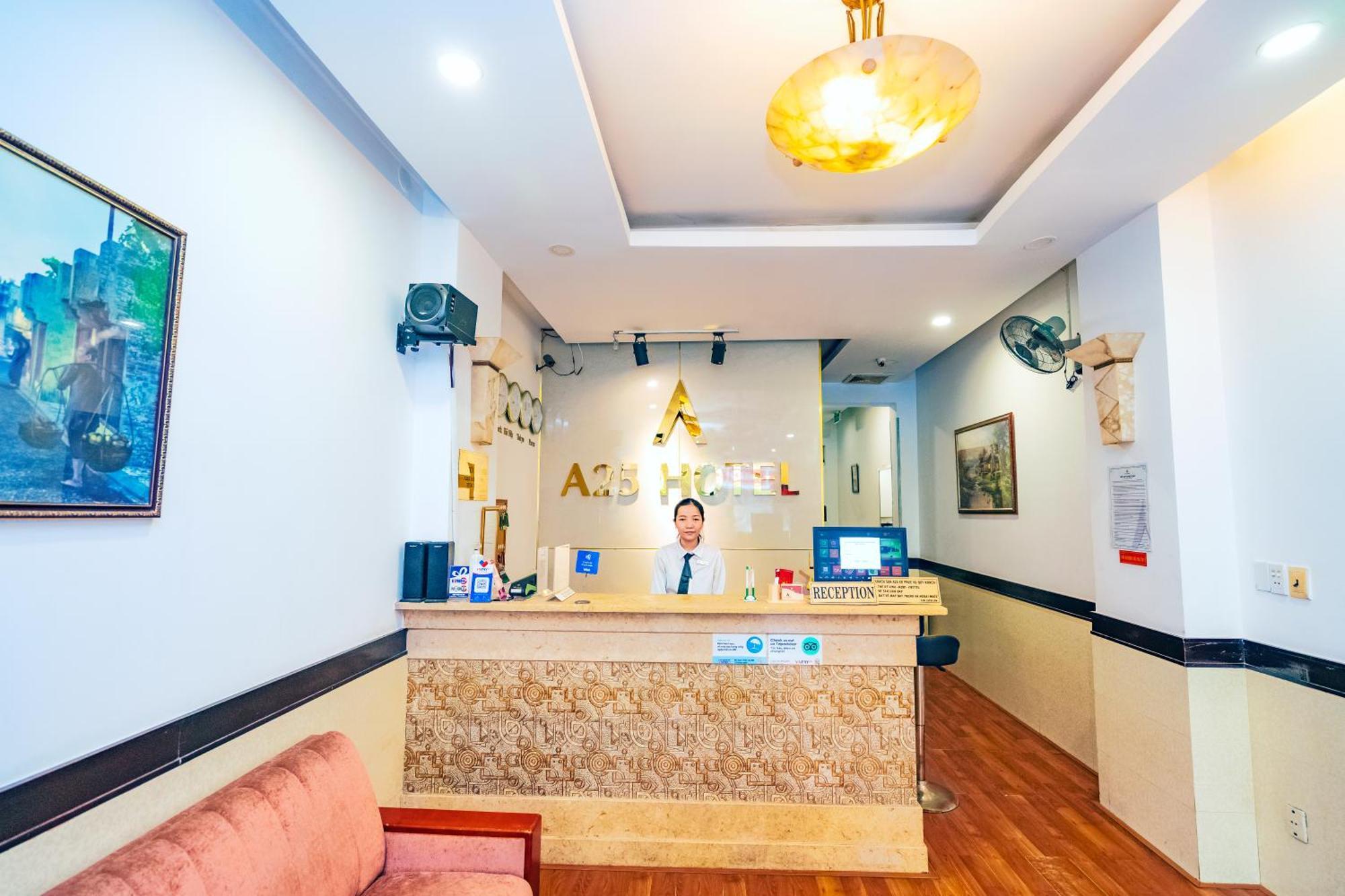 A25 Hotel - 19 Bui Thi Xuan ホーチミン市 エクステリア 写真