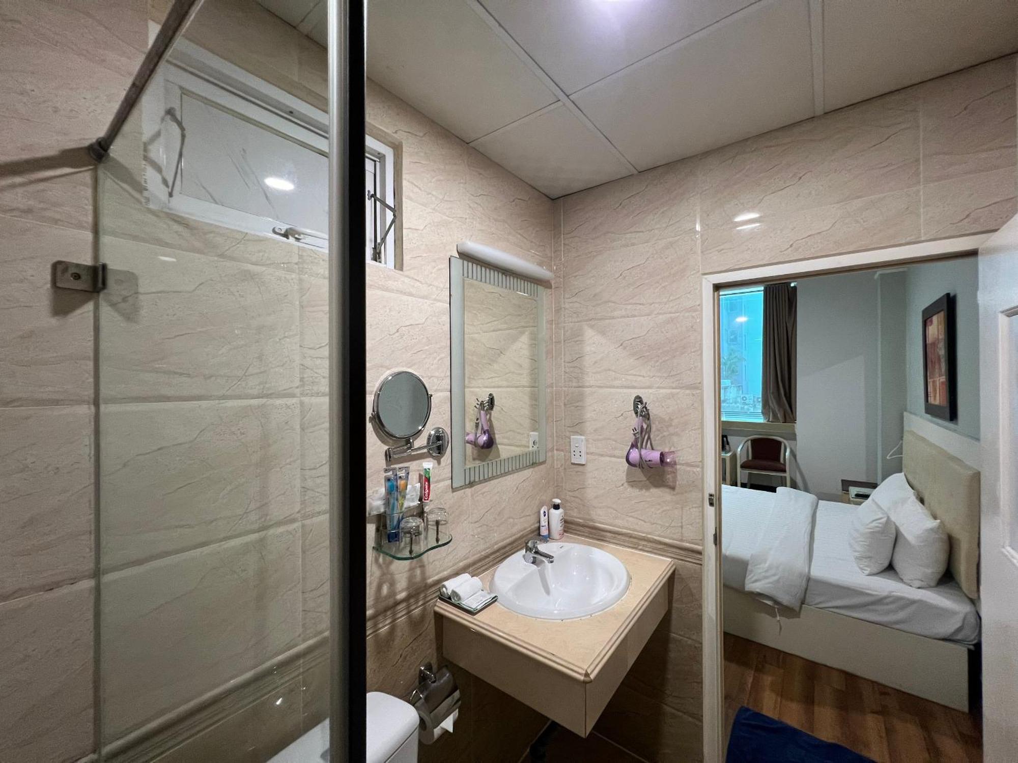 A25 Hotel - 19 Bui Thi Xuan ホーチミン市 エクステリア 写真