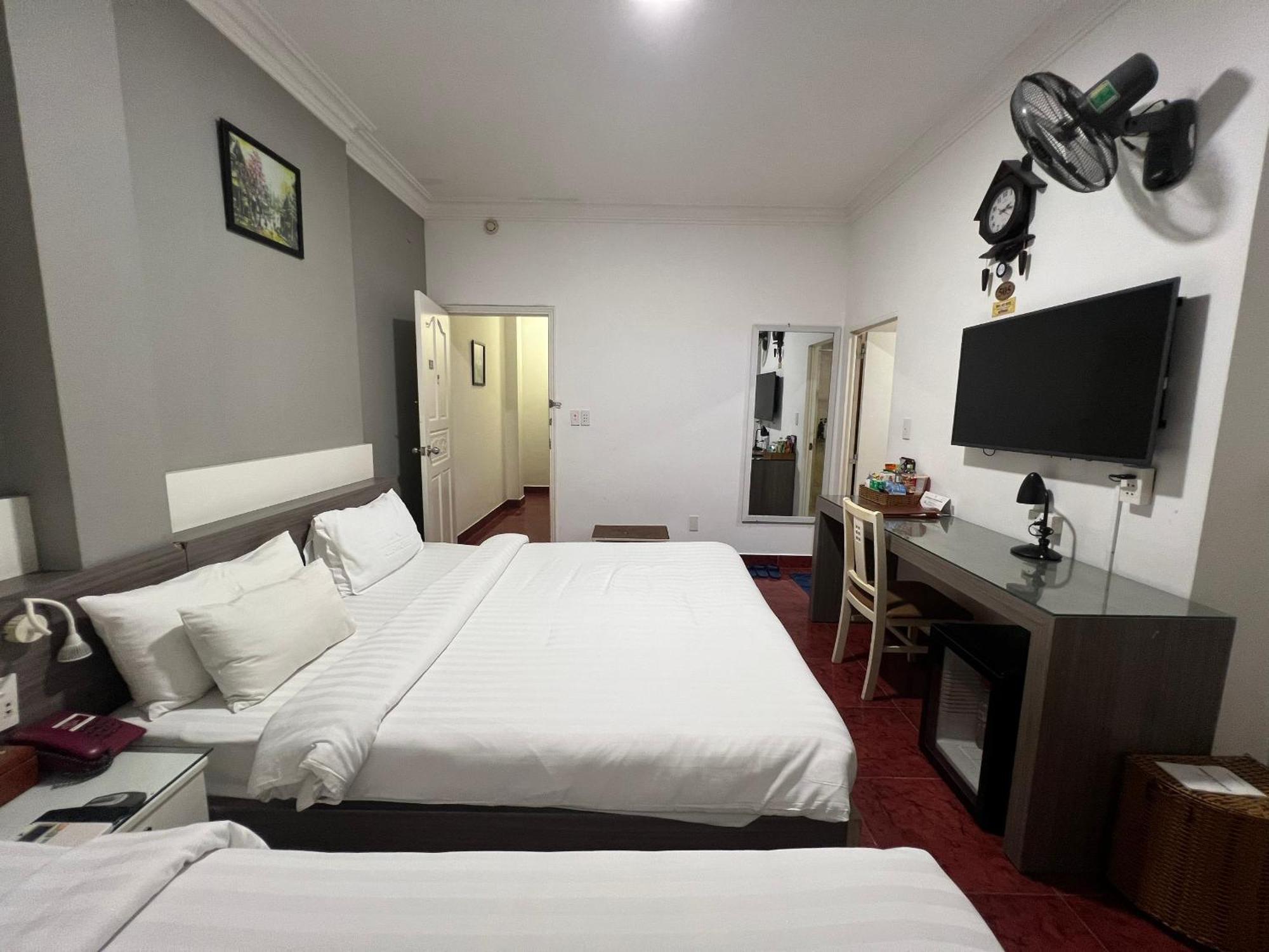 A25 Hotel - 19 Bui Thi Xuan ホーチミン市 エクステリア 写真